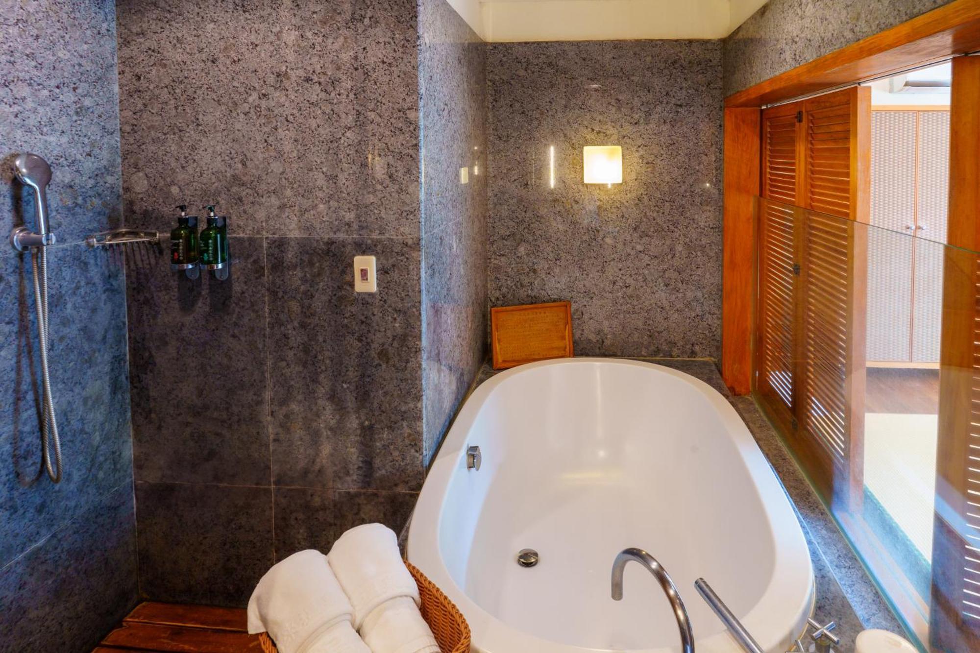 Spring Spa Hotel Улай Экстерьер фото